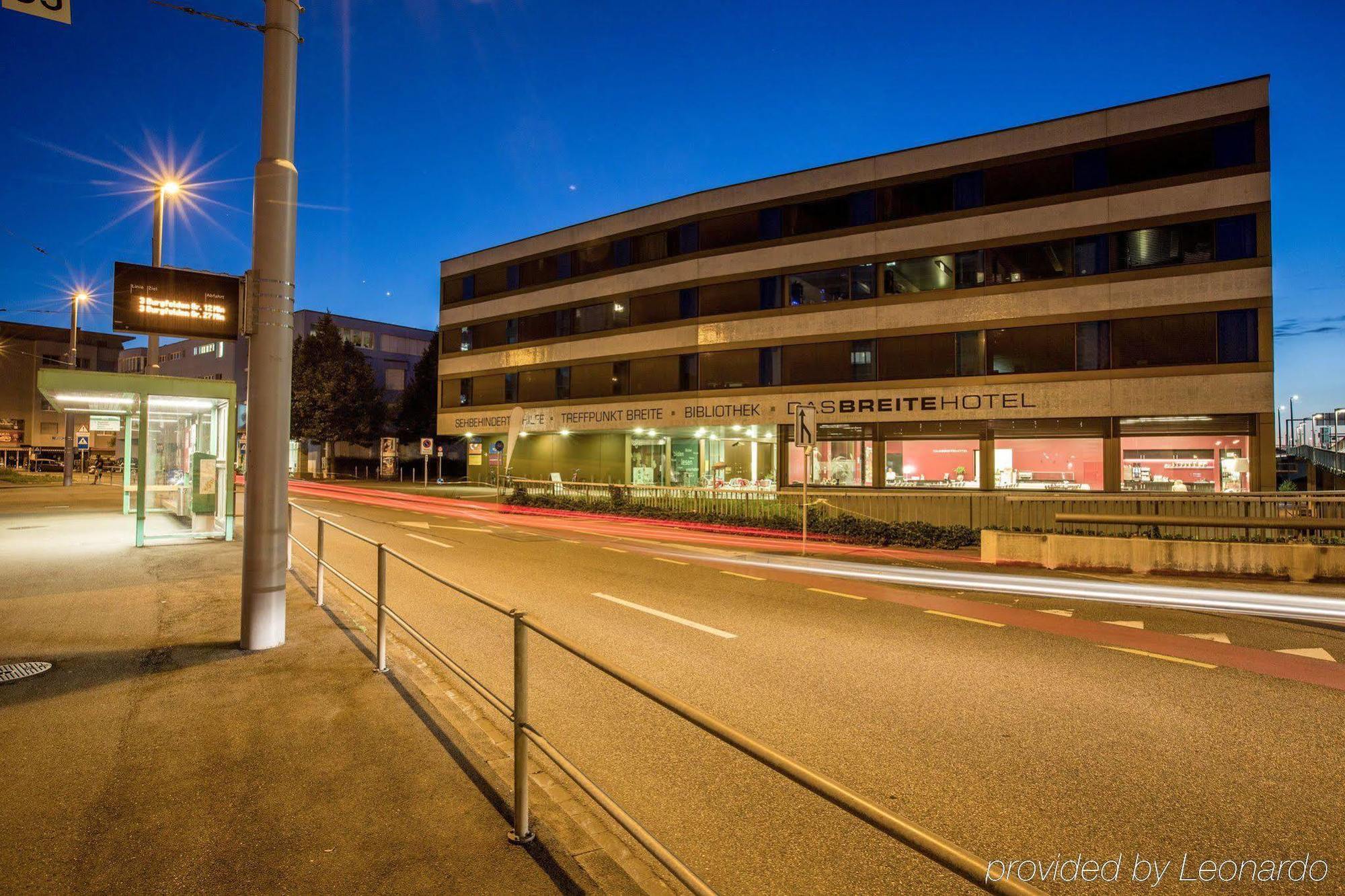 Dasbreitehotel Am Rhein Basileia Exterior foto